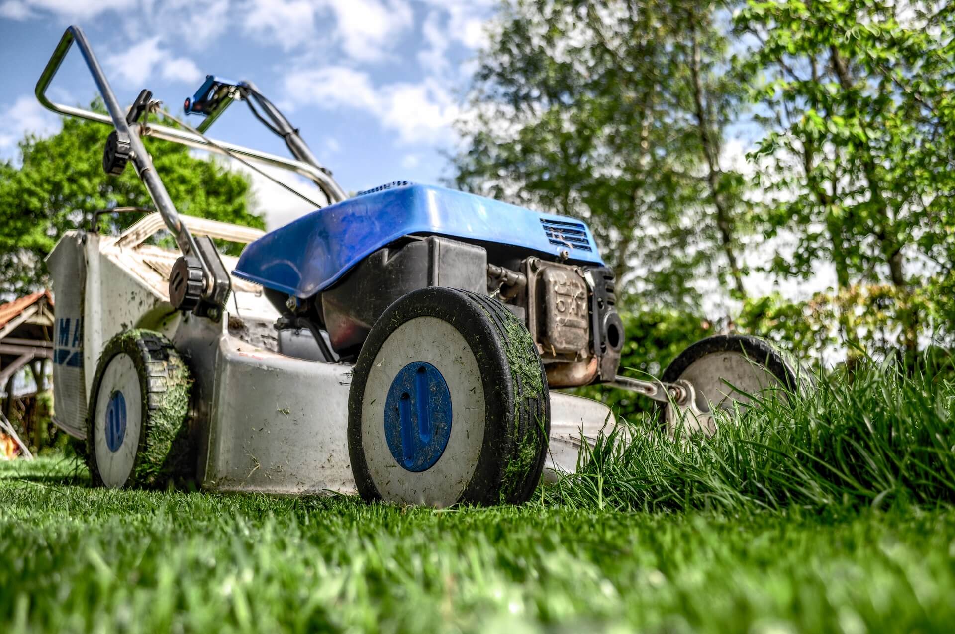 lawn mower image from pexels